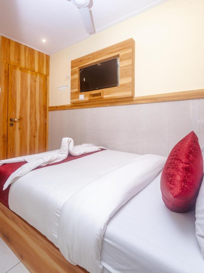 Aman Hotel Near Cst 뭄바이 외부 사진