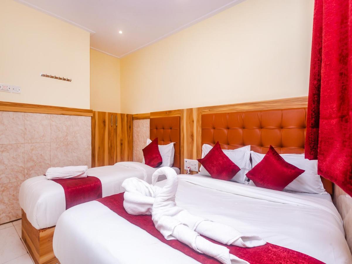 Aman Hotel Near Cst 뭄바이 외부 사진