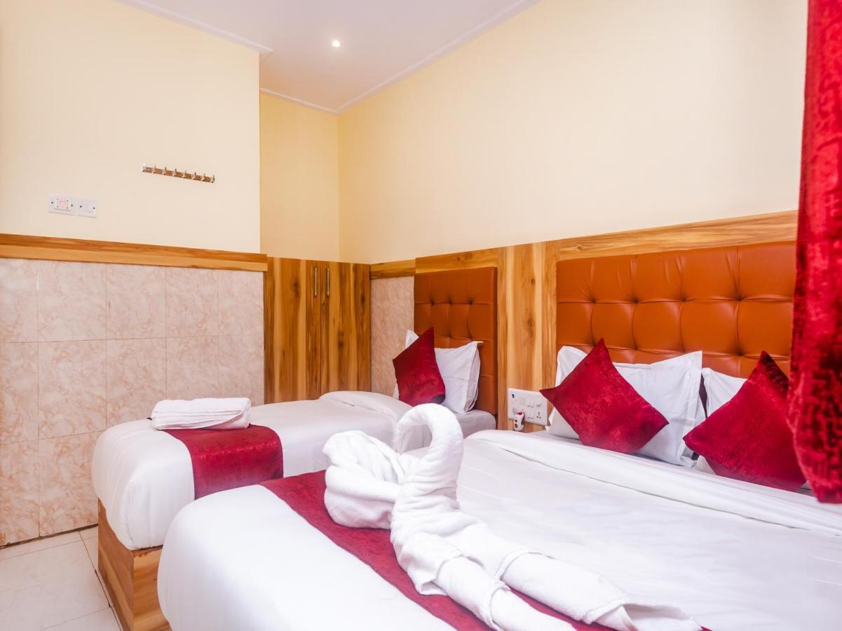 Aman Hotel Near Cst 뭄바이 외부 사진